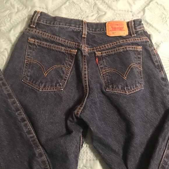 ❤️(74) Ladies size 12 Levi’s classic fit jeans in great condition, barely worn. - Picture 5 of 10